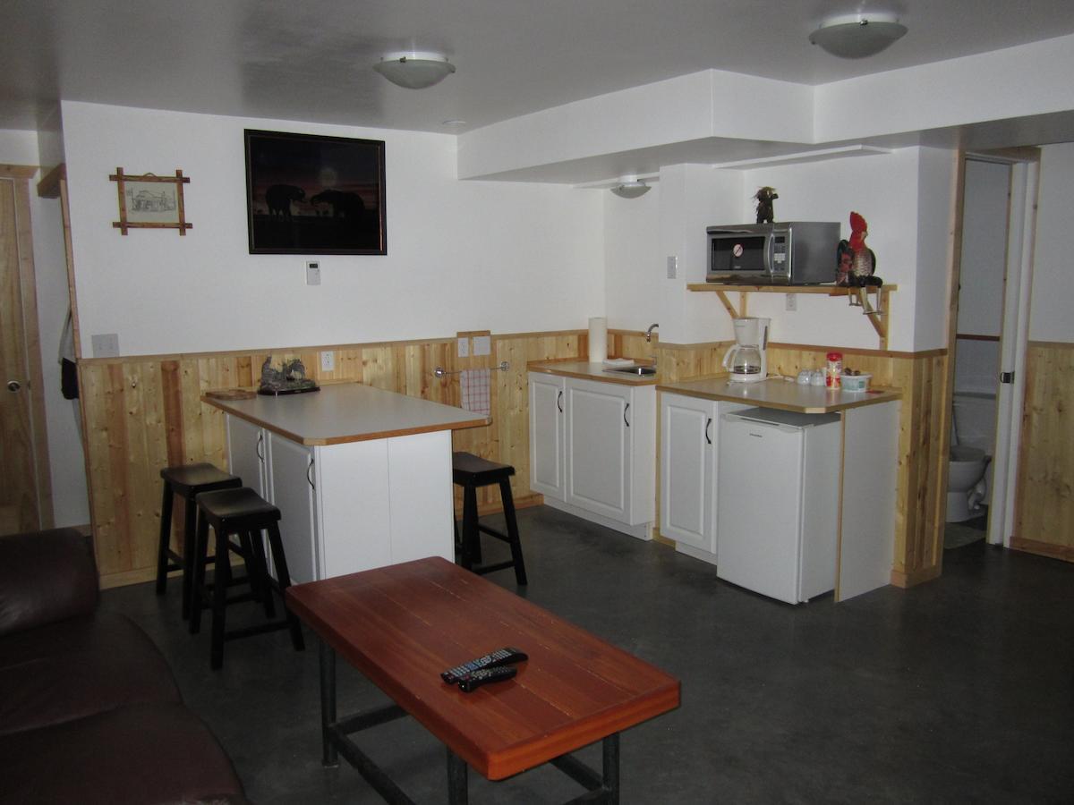 Log Inn & Pub Avola Exterior photo