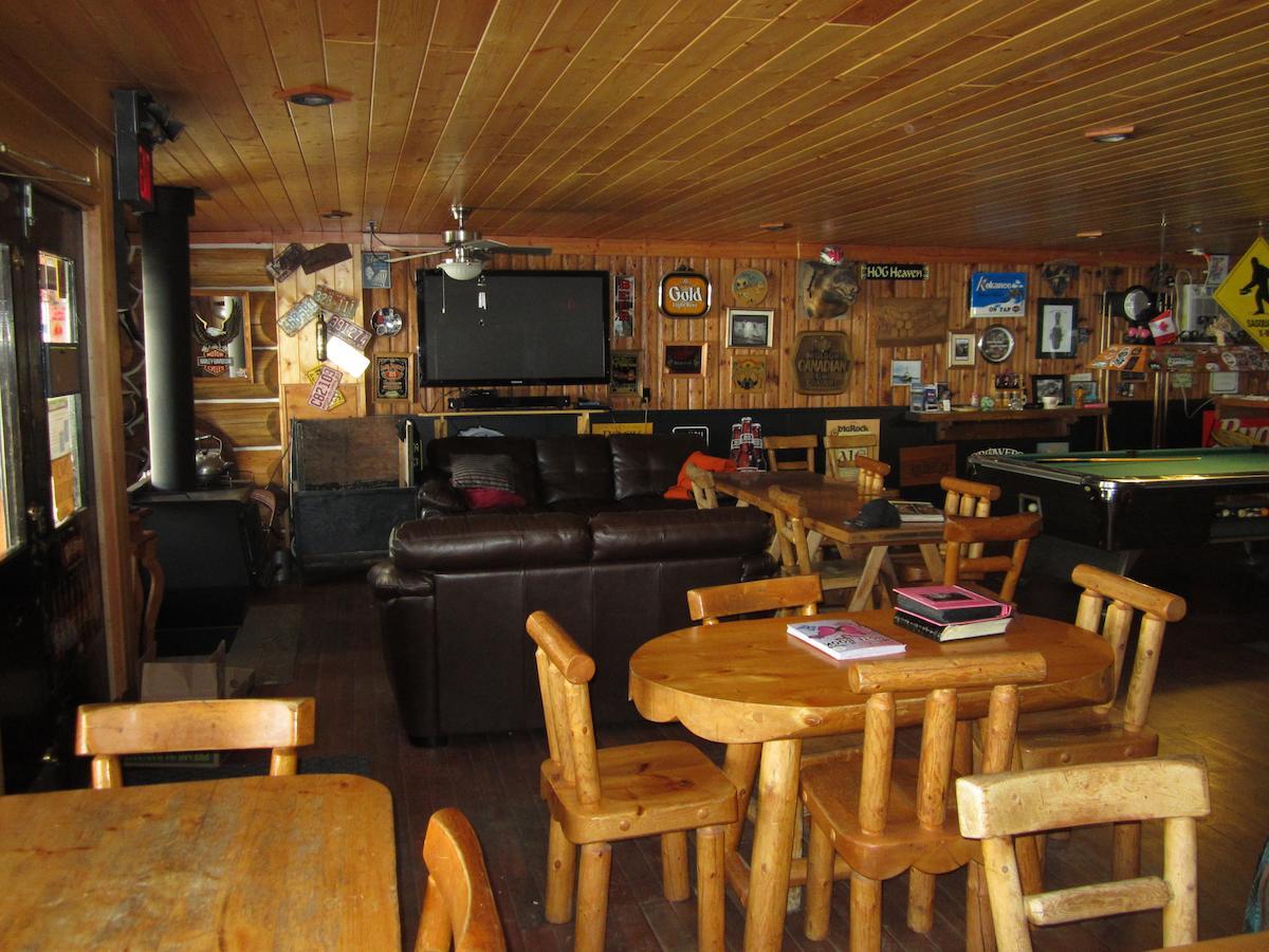 Log Inn & Pub Avola Exterior photo