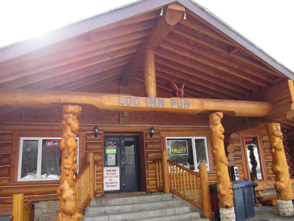 Log Inn & Pub Avola Exterior photo